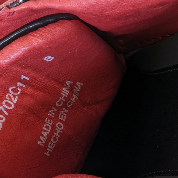 BADGELY MISCHKA LOCKHART PATENT LOW-TOP SNEAKER RED - Picture 8 of 9